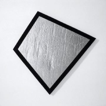 1_2006_SilverDiamond 1_Corrugated cardboard_aluminium foil_adhesive tape_50x50x2cm_180