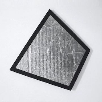 3_2006_SilverDiamond 3_Corrugated cardboard_aluminium foil_adhesive tape_50x50x2cm_180